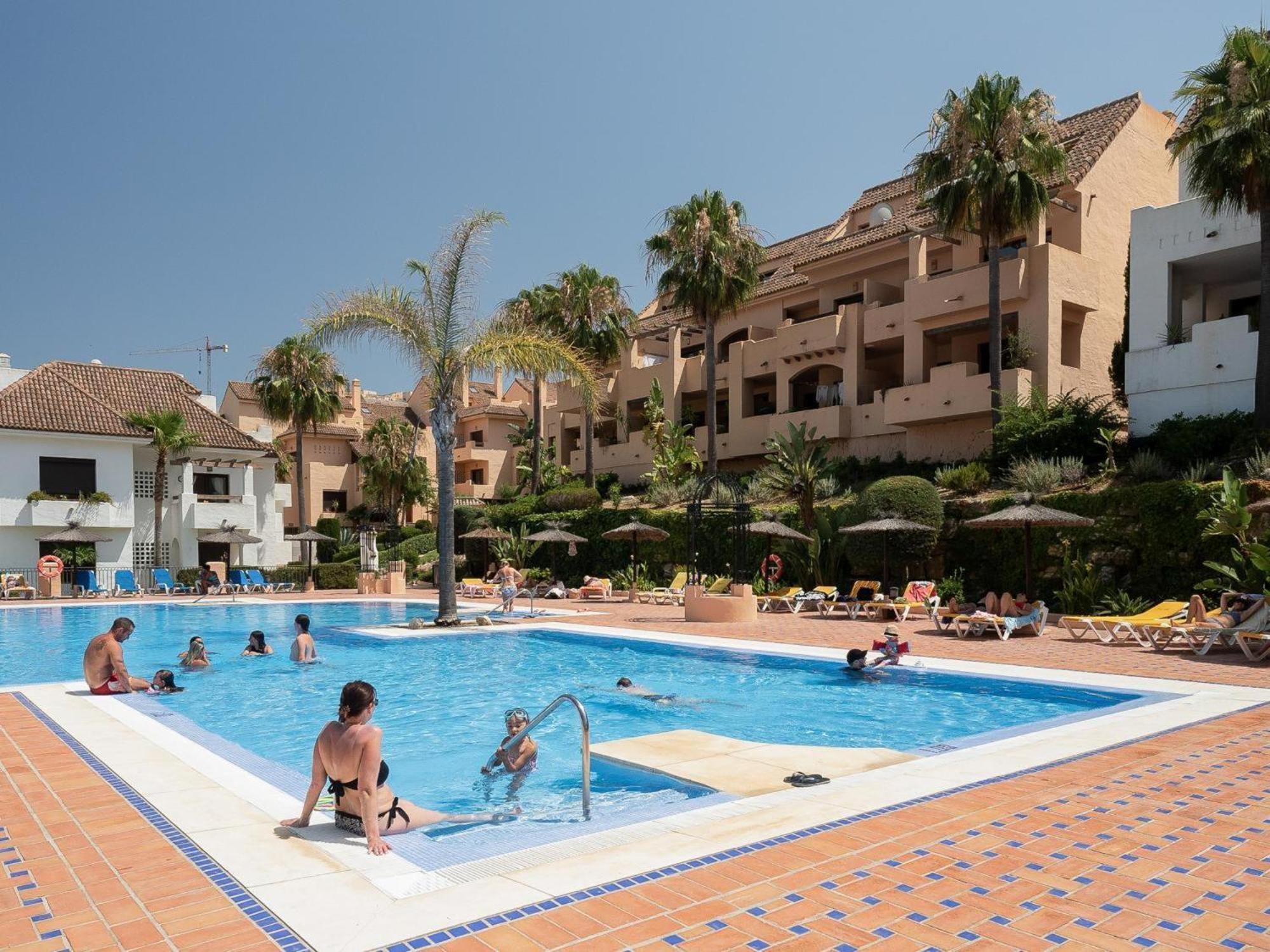 Duquesa Village Property Manilva Bagian luar foto