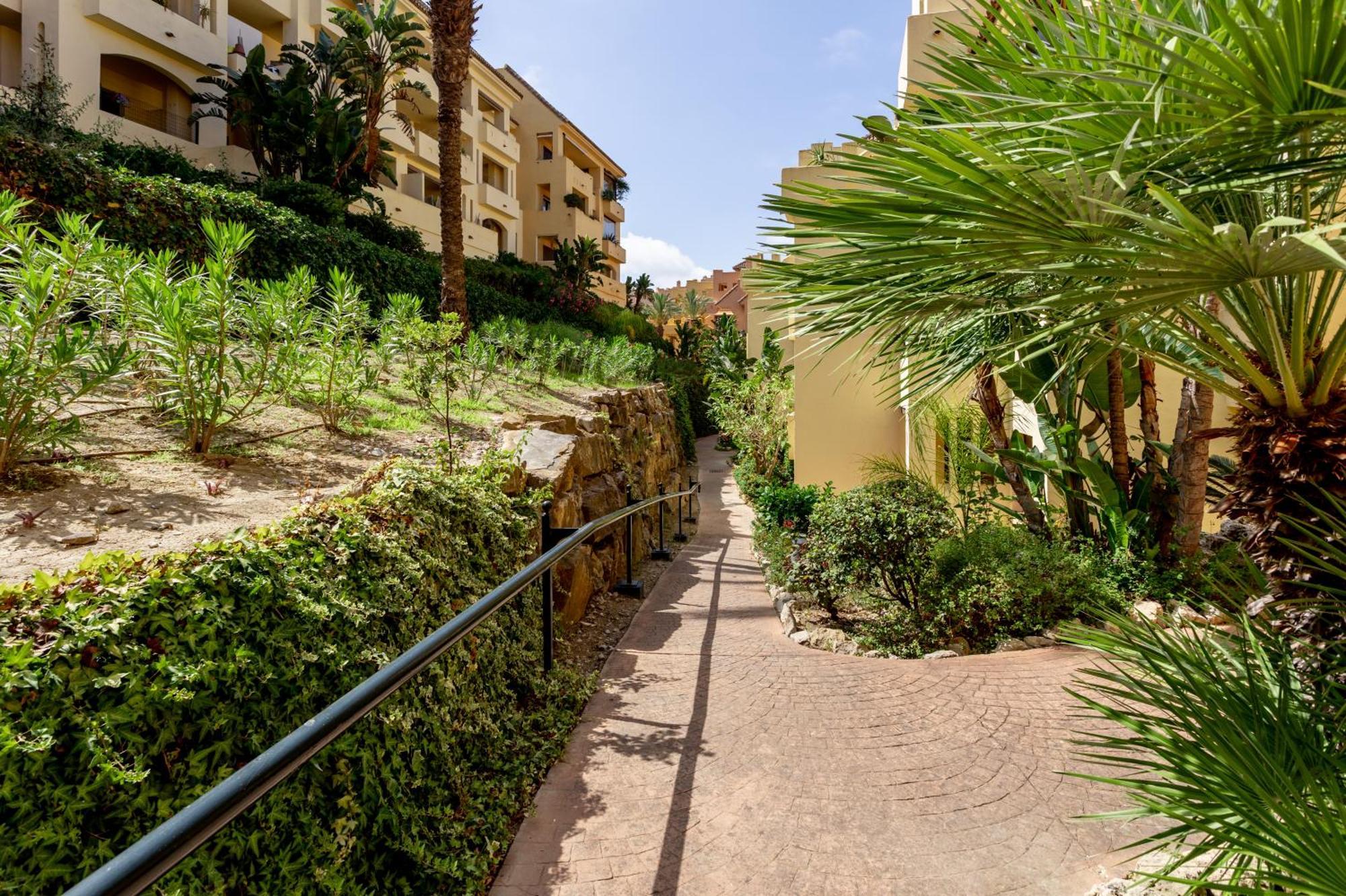 Duquesa Village Property Manilva Bagian luar foto
